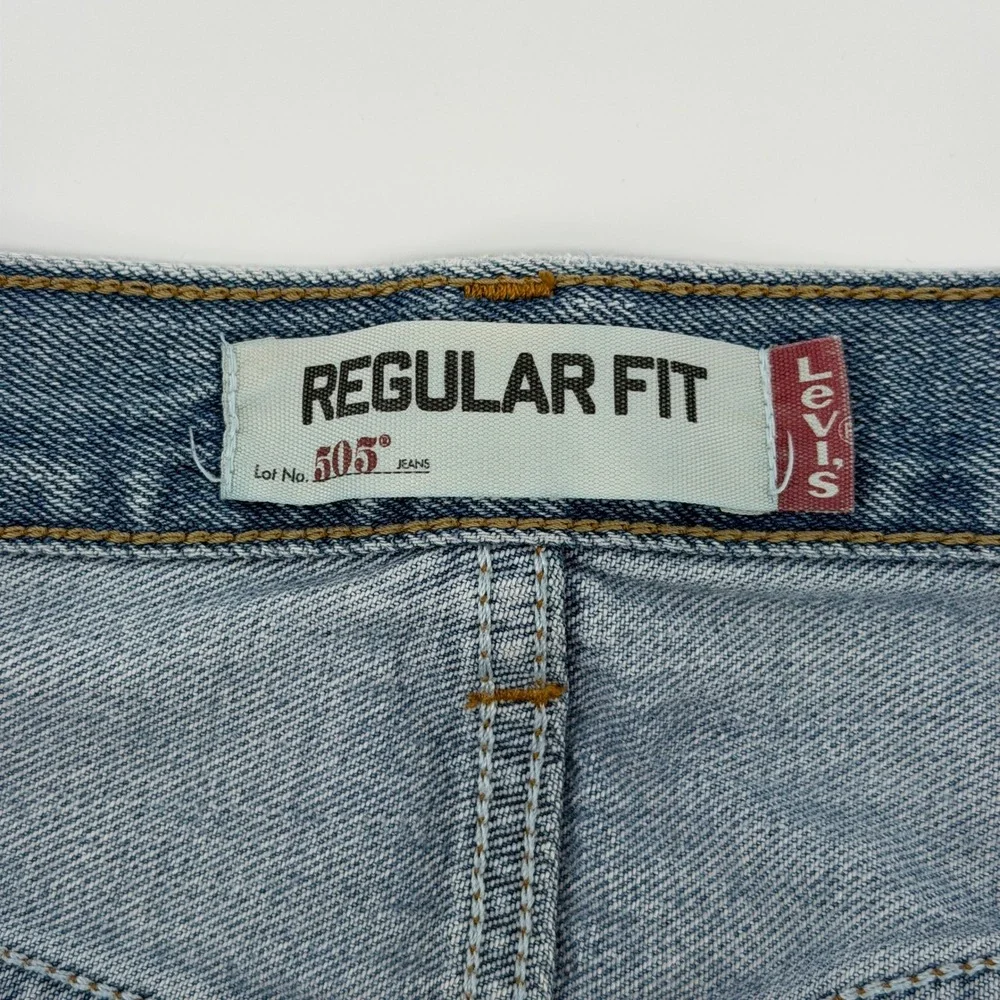 Levi's 505 Regular Fit Jeans Mens 34x32 Light‎ Wash Blue Straight Leg Denim Y2K